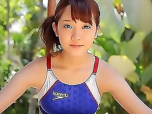 Azusa Tsukahara High-leg swimsuit blue..
